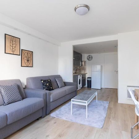 Home Suite Home Orfila Saint Fargeau Paris Exteriör bild
